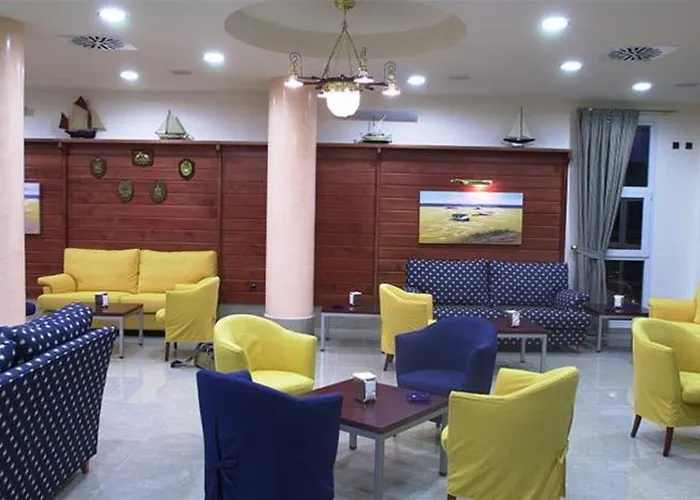 拉斯加维奥塔斯酒店 酒店 拉曼加戴尔马尔梅纳