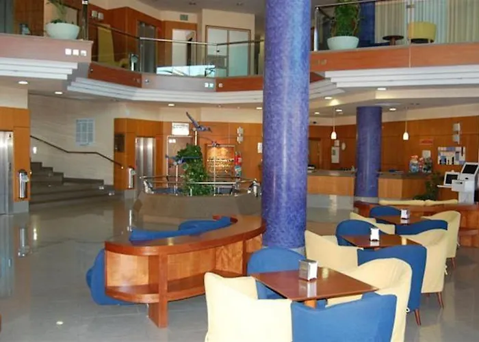 Gaviotas Hotel 4*