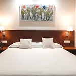 Gaviotas Hotel
